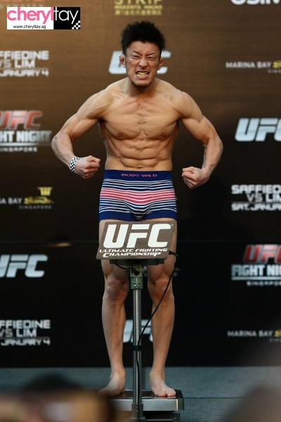 weigh in (28) (400x600)
